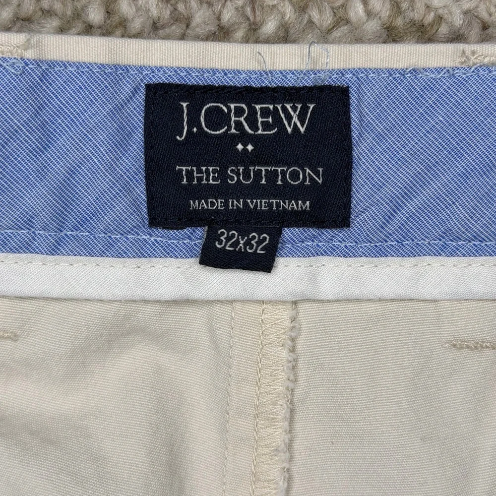 J. Crew The Sutton Summerweight Chino